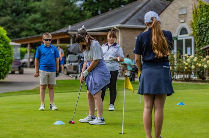 Girls Golf on Par - Coastal Golf Academy